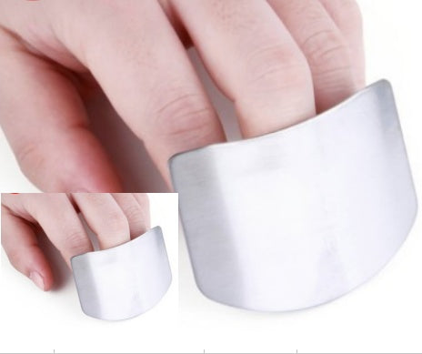 SafeSlice™ Premium Finger Guard for Effortless and Safe Slicing