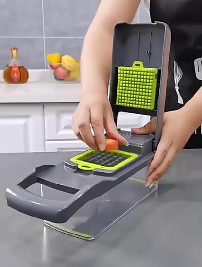 Tritatutto manuale per verdure SliceMaster 12 in 1: il gadget da cucina definitivo per preparare facilmente il cibo e affettare la cipolla